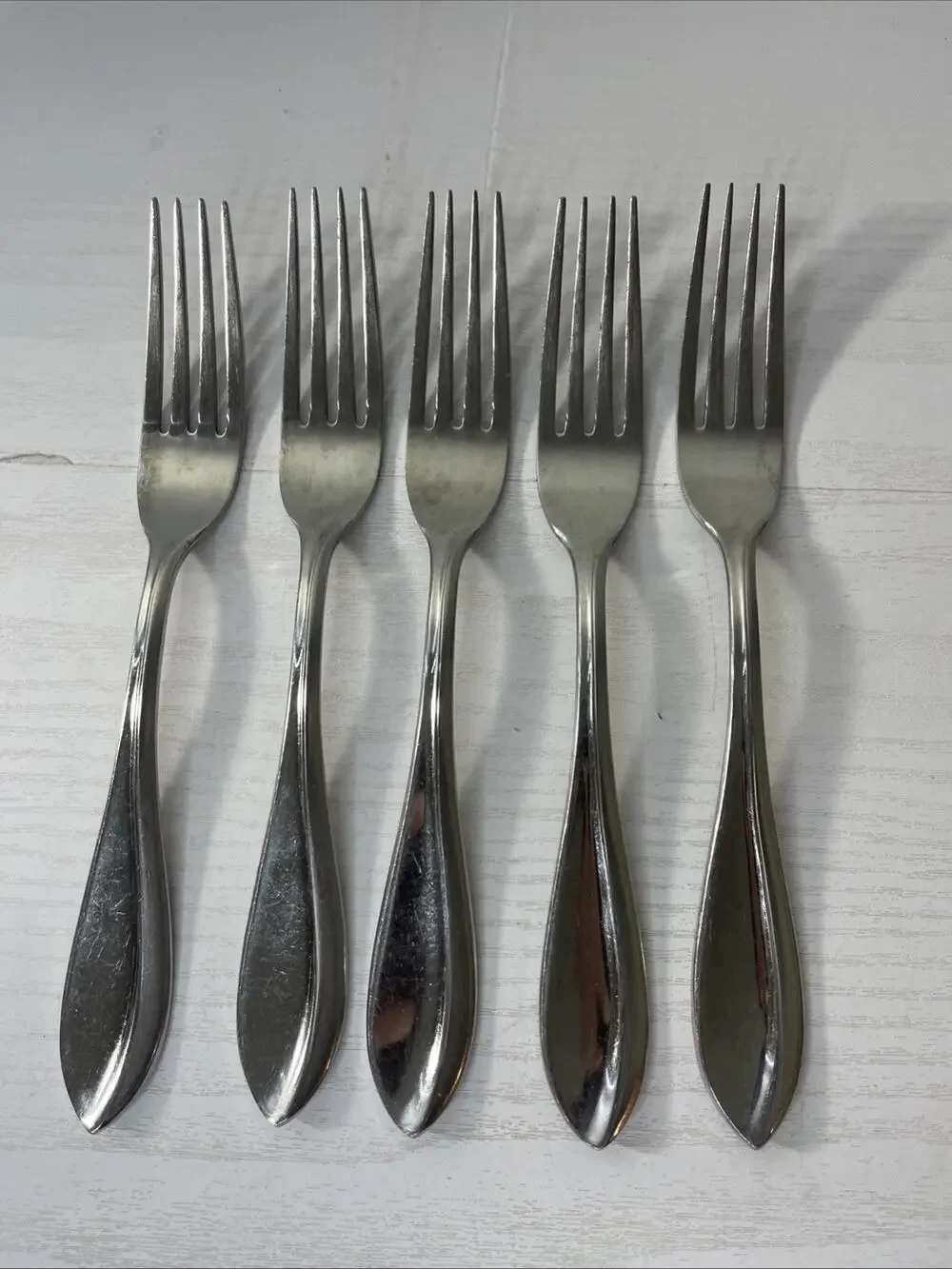Lot of 5 Unbranded Stainless Steel Dinner Forks Replacement Flatware Teardrop